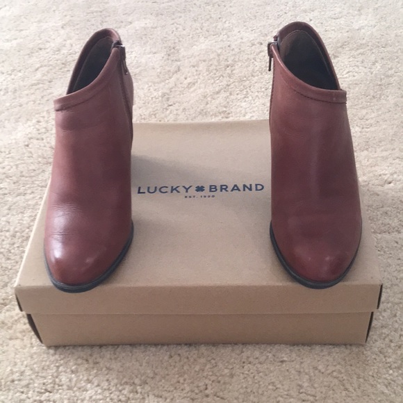 Lucky Brand Bootie - Picture 2 of 5